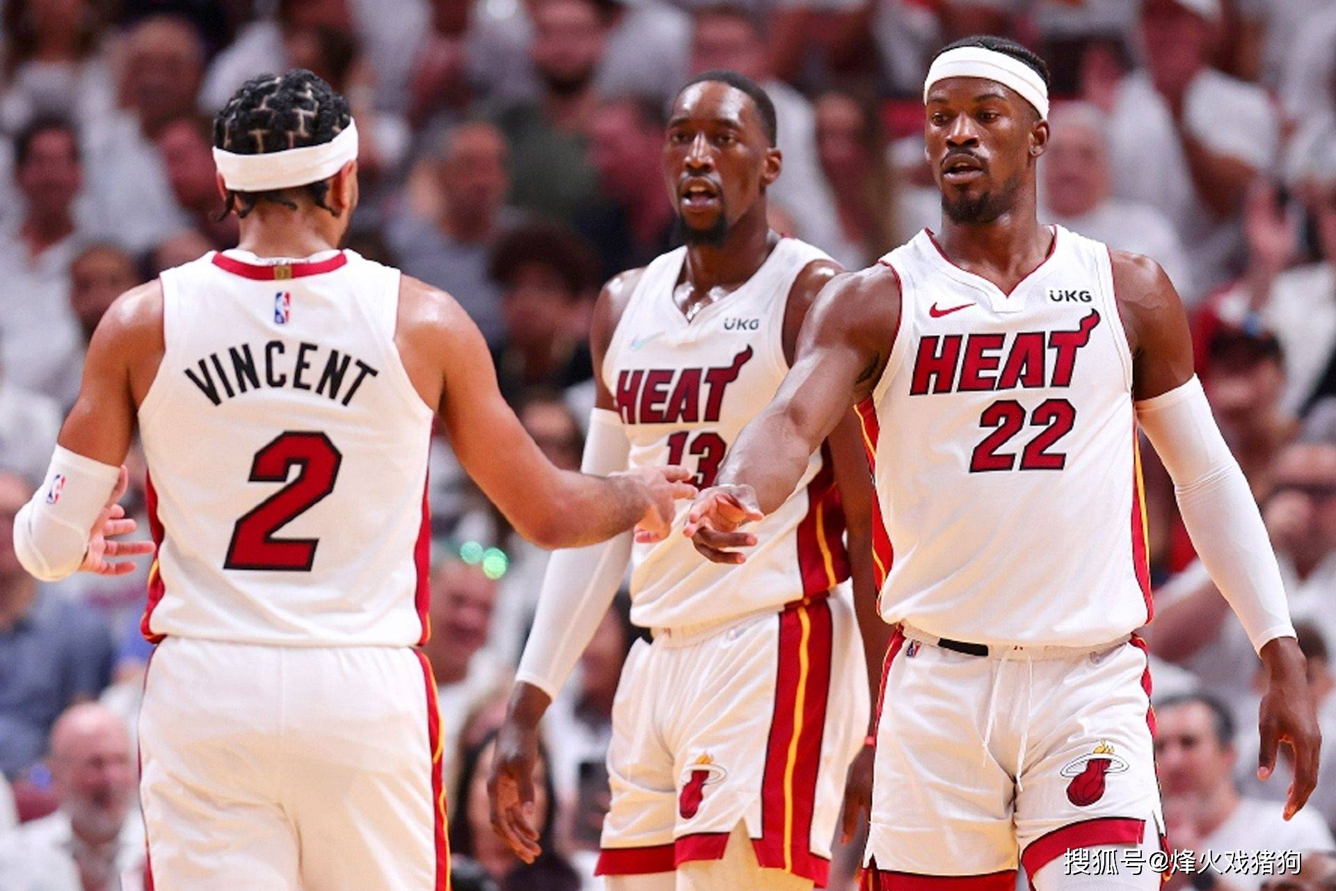 b淡淡回应 b淡淡回应